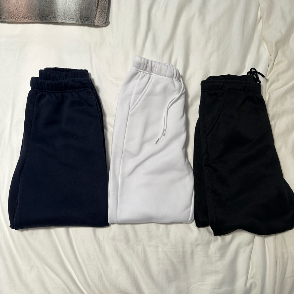 TRIO JOGGER SWEATPANTS SET